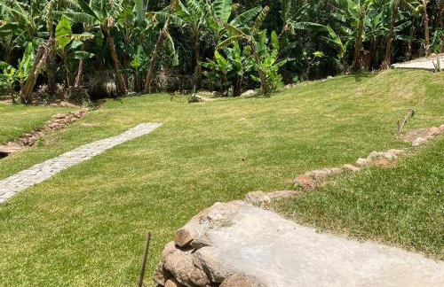 Casa de Campo em Lumiar com corrego ,lareira e churrasqueira - Foto 20