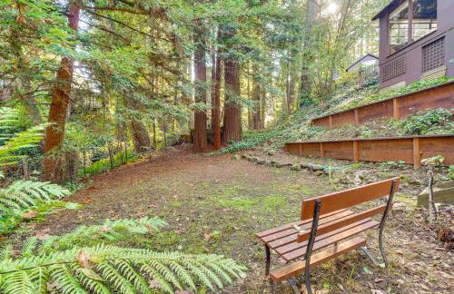 13 Mi to Beach! Forest Brook Creekfront Cabin - Foto 24