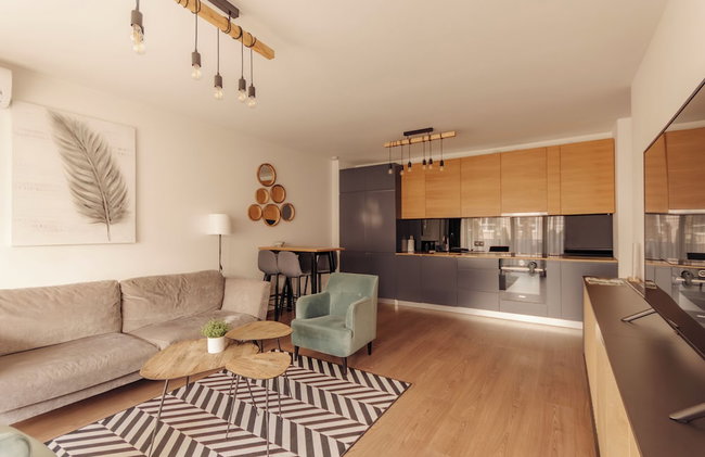 ZEN Central Apartments - Photo 12