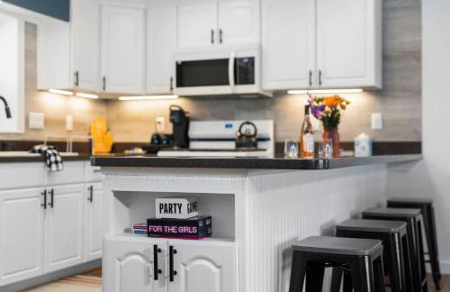 Stunning Newly Renovated Modern Beach House - 7633 - Foto 25