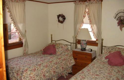 Idyllic Waterfront Log Cabin in Wayne County Overlooking Lake Wallenpaupack, Pennsylvania - Foto 11