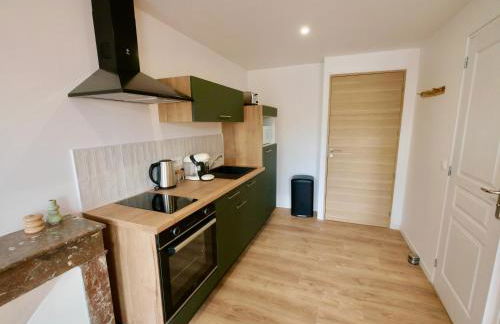 D-Day Suites - Photo 56