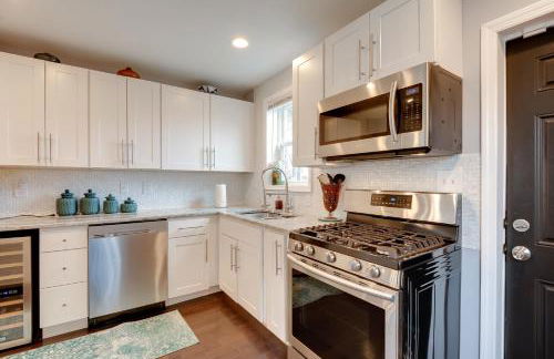 Charming Baltimore Getaway - 5 Miles to Downtown! - Foto 8