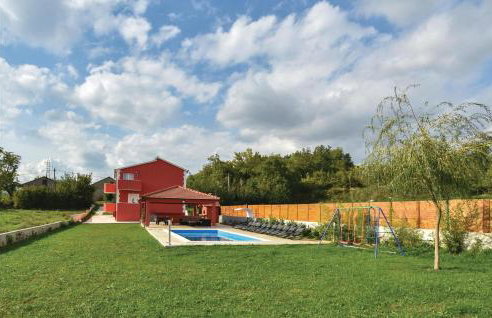 Lovely Home In Rumin With Kitchen - Foto 10