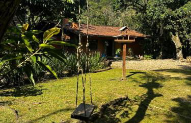 Casa de campo com cachoeira no quintal - Foto 17