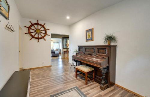 Cozy Beachouse View and Deck, Steps from Skagit Bay - Foto 12