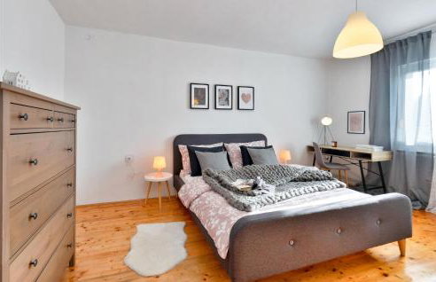 3 Bedroom Cozy Home In Gornje Plavnice - Foto 44