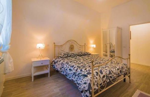 Awesome Apartment In Valnogaredo Pd - Foto 10