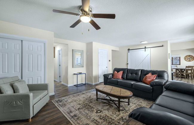 White Oak Landing Spacious 6 BDR w/ Boat Slip! - Photo 18