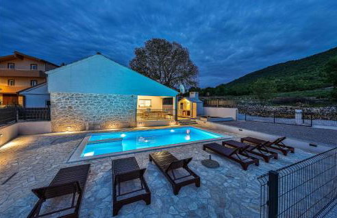 Awesome Home In Lecevica - Foto 13