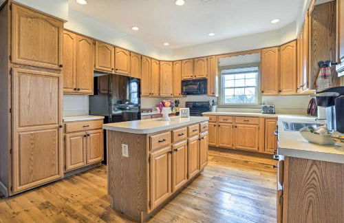 Chateau Ridge Peaceful Retreat with Fire Pit! - Foto 8