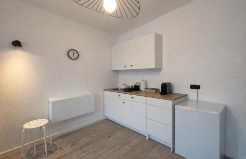 RAHA Apartments - Modernes Studio-Apartment - HBF - Privat Parkplatz - Foto 6