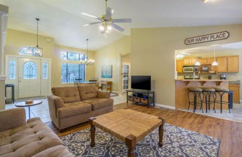 Coburn Cabin @ Country Club Game Room New Central AC Pet and Family-Friendly - Photo 6