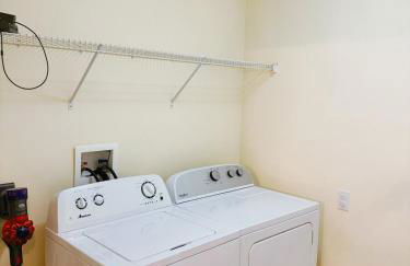 Luxury Family Villa with Pool Near Disney Parks - Foto 16