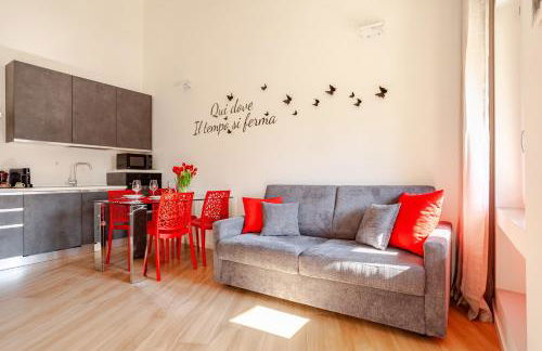 Lele Home Bilocale nel centro città 900m dalla stazione - Foto 1