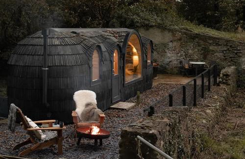 Y Caban - A Luxury Rural Retreat with Seaviews - Photo 1