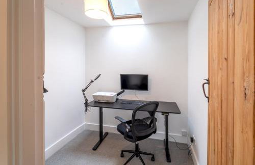 Cosy 2 Bed Terrace Peaceful Village location - Pass the Keys - Foto 43