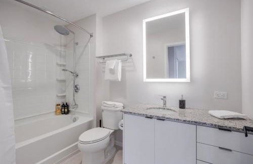 CozySuites at Sky Central - Foto 67