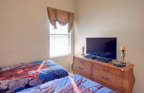 Sunny Villa with Lanai 17 Mi to Disney! - Foto 28