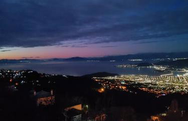 Άνετος χώρος με parking, αυλή και θαυμάσια θέα - Foto 24