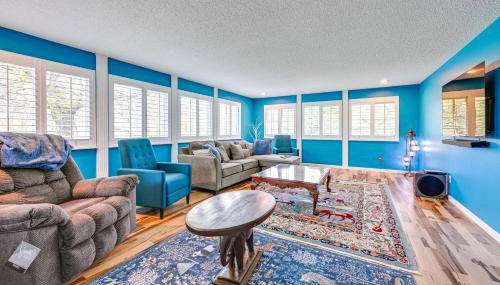 9 Mi to Spanaway Park Home with Indoor Hot Tub - Foto 4