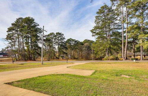 Close to Hospitals! Family Gem in West Monroe - Foto 29