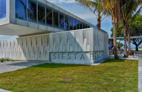 Siesta Key Village-Suite #4: A block to the Beach! - Foto 9