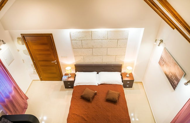 Split Oasis Apartments - Photo 12