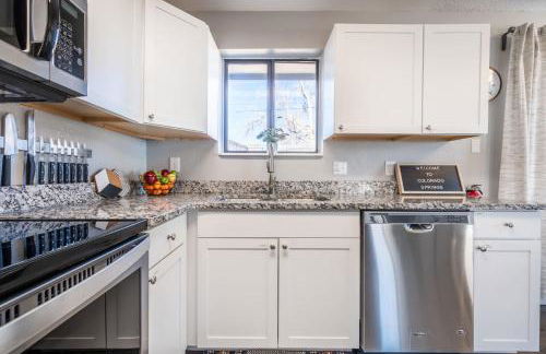 Hillside Horizon Firepit & BBQ w Views - Foto 21