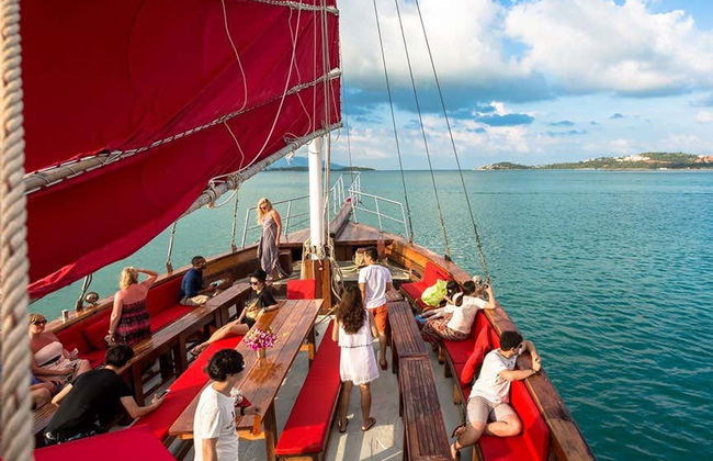 Giro in barca tradizionale con cena - Foto 6