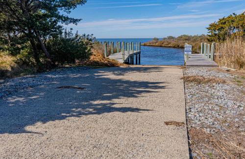 Frolic Inn OBX - Semi Soundfront Retreat, Pool, Hot Tub, Boat Ramp, Elevator, Media & Game Room - Foto 53
