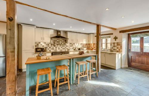 5 Bed in Middle Marwood oc-stepps - Foto 3