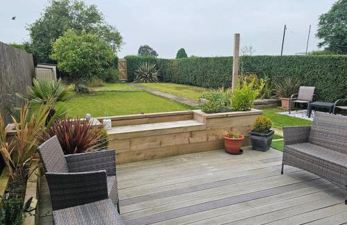 Large spacious home, great location, near transport links - Foto 25