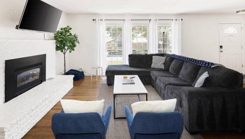 Family Retreat! By Denver + Hot Tub, Sleeps 10! - Foto 2