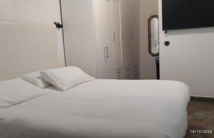 Habitaciones individuales en apartamento - Photo 50