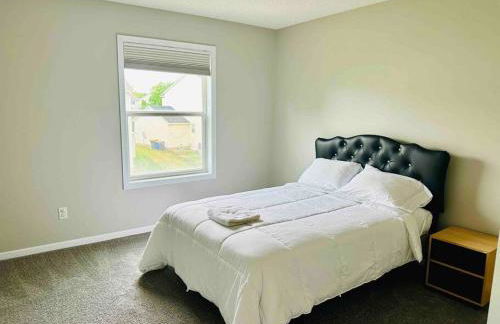 The Falmouth Villa with Peloton Bike - Foto 23