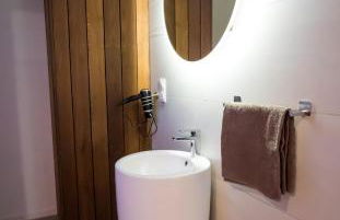 La Suite Interdite Jacuzzi, Sauna & Pièce Secrète - Foto 23