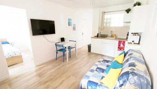 Appartement 2 pièces avec Balcon, Clim et Parking au Port de Hyères - Foto 5