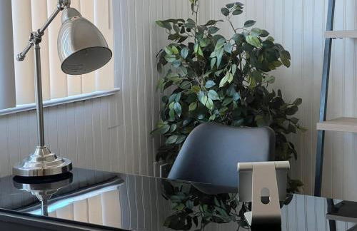 The B&W Haven 3BR private office by LI Ferry - Foto 31