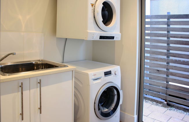 Penneshaw Oceanview Apartments - Photo 2