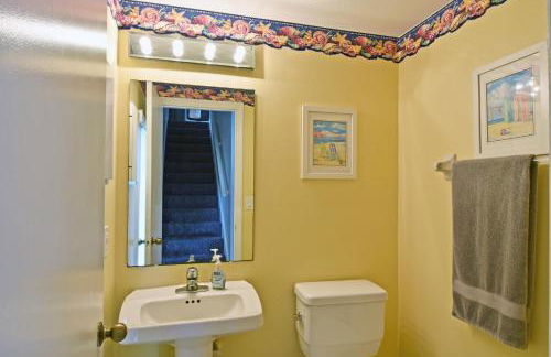 On the Beach, Walk to Village, Watch the Sunsets from Balcony - Foto 23