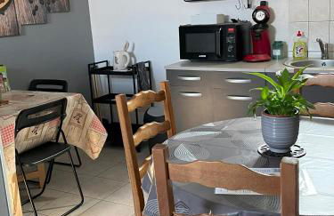 L'Arbre de Vy - T2 42m2 indépendant, 5 pers, garage, proche Gare - Photo 12