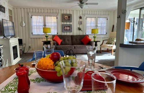 Charming Long Lake Cottage-Hot Tub-Pet Friendly-Near Alpena - Photo 11