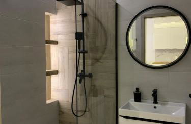 LUX-COMFORT APARTAMENT Klimatyzacja, KOMINEK, Garaż wewn, Balkon od strony ogrodu, Idealna lokalizacja wypadowa, obok sklepy, blisko Galerii Gemini - Foto 6