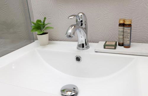 La Demeure du Chevalier d'Argent- parking gratuit - Foto 8