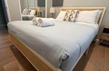 @ Marbella Lane - Chic Abode w/Mountain Skyline - Foto 30