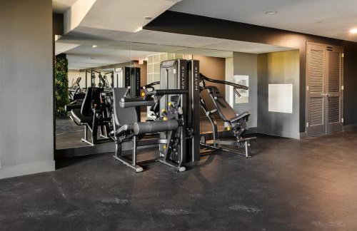 Sleek Loft 15 Min from NYC with Manhattan View - Foto 22