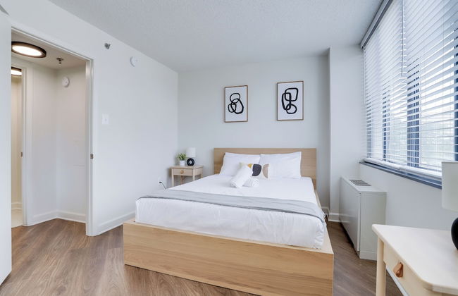 Metro-Friendly DC Apartments - Photo 12