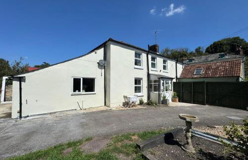 The White House - Photo 1