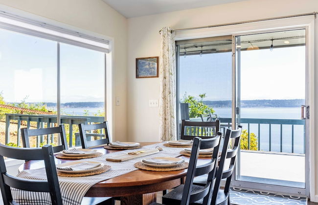 Saratoga by the Sea by Avantstay Panoramic View, Near Langley - Photo 10